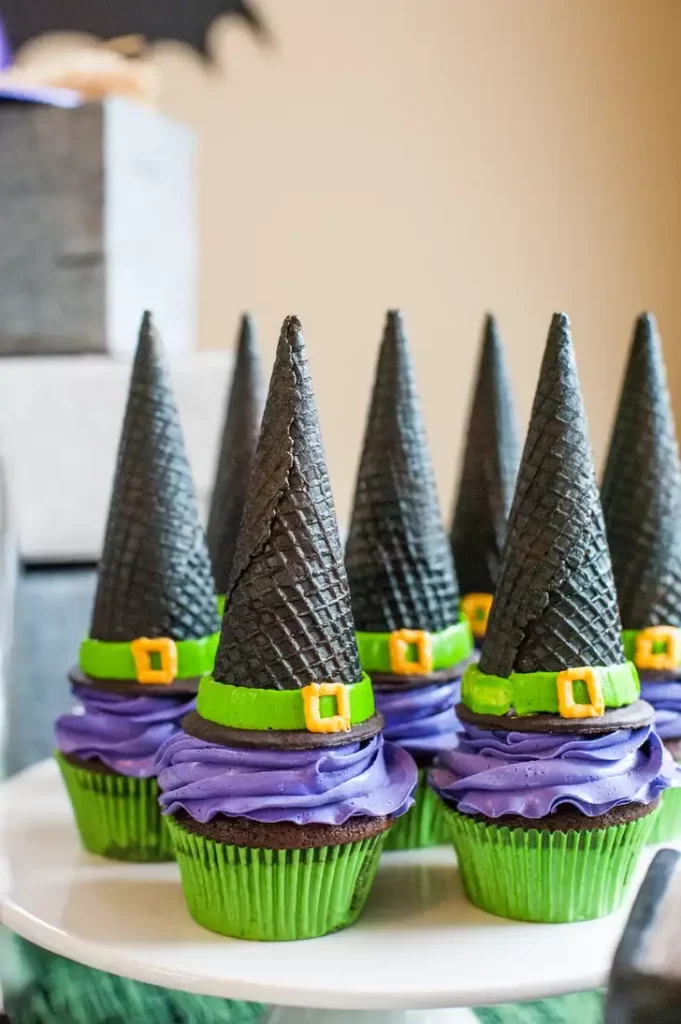 Witch hat cupcakes
