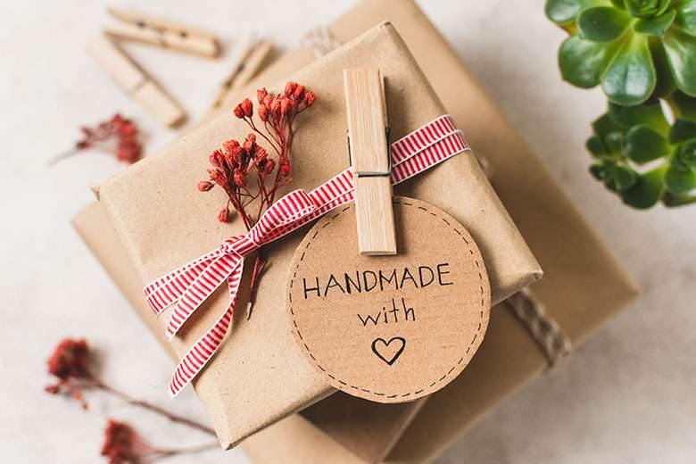 Handmade Christmas gift is a wonderful idea
