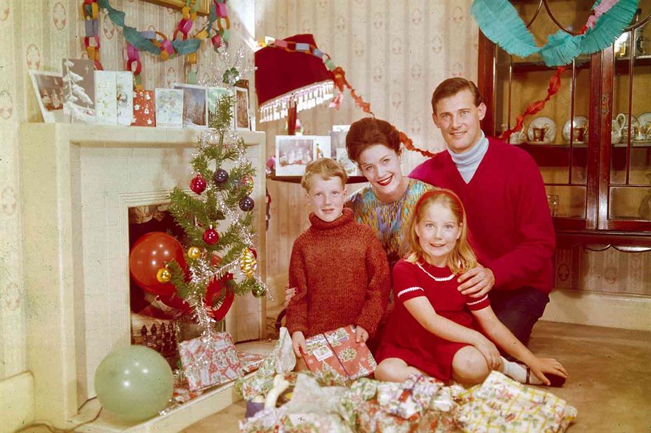 Vintage Christmas: How did People Celebrate Holiday in The Past?