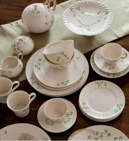 What's more enthusiastic than using a whole shamrock dinnerwear set on this day?